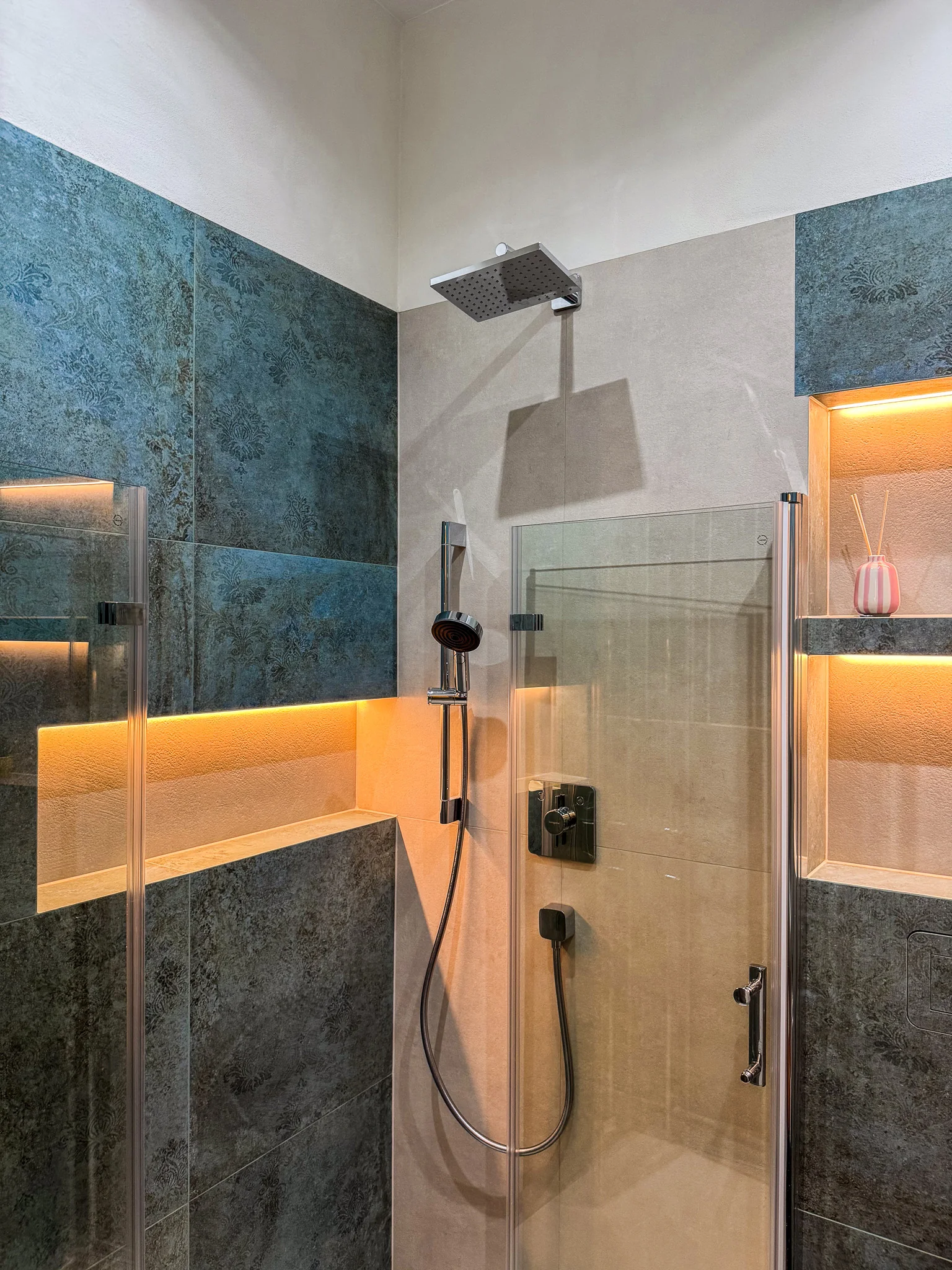 Gesamtansicht der Dusche